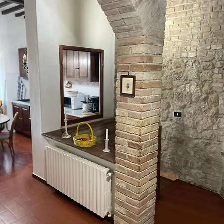 Casa Dell Erbe アパート サン・ジミニャーノ